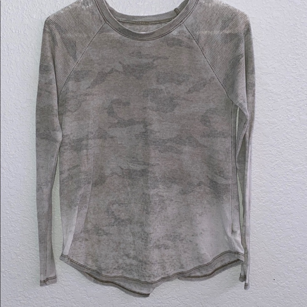 American Eagle thin long sleeve